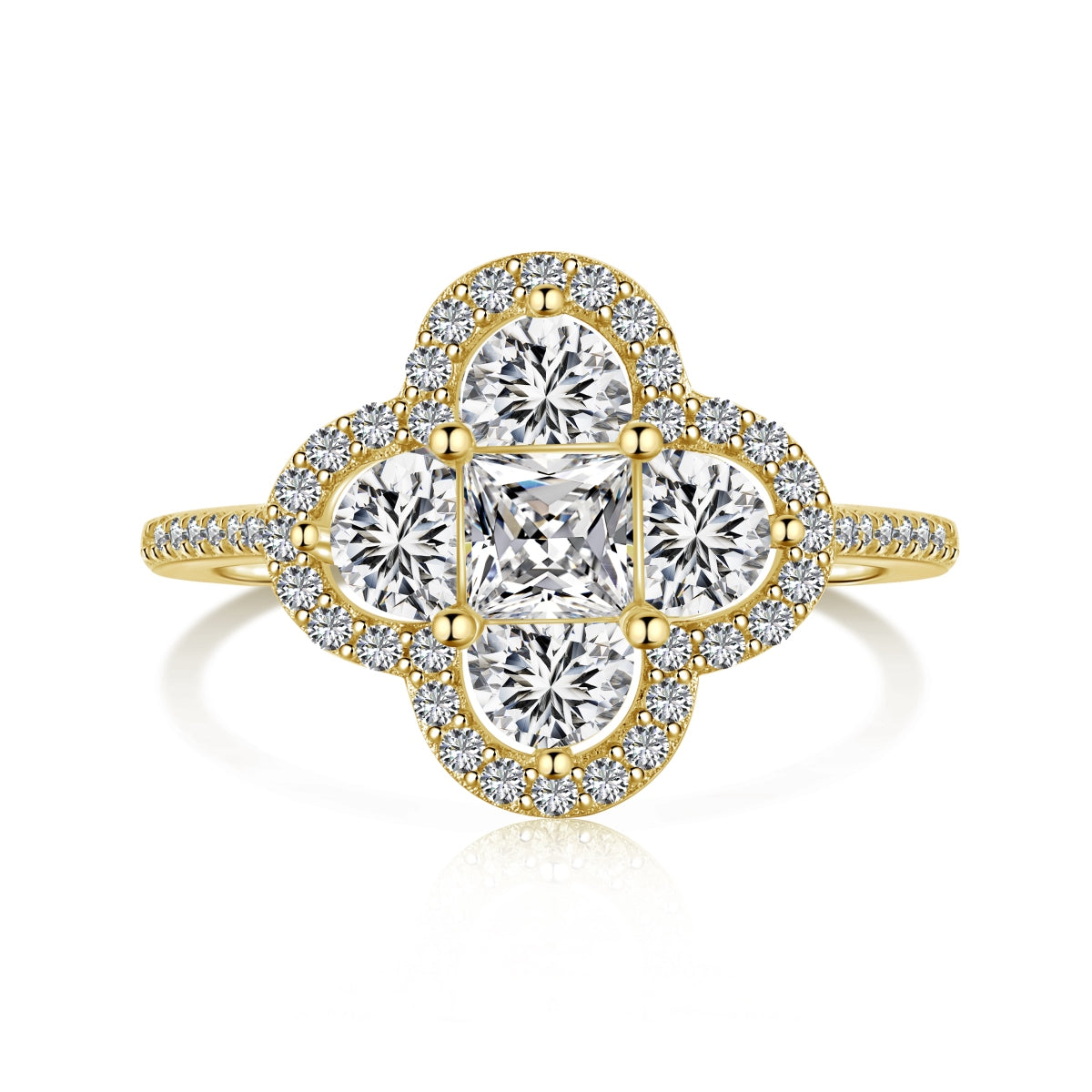 ‘CLOVER’ RING