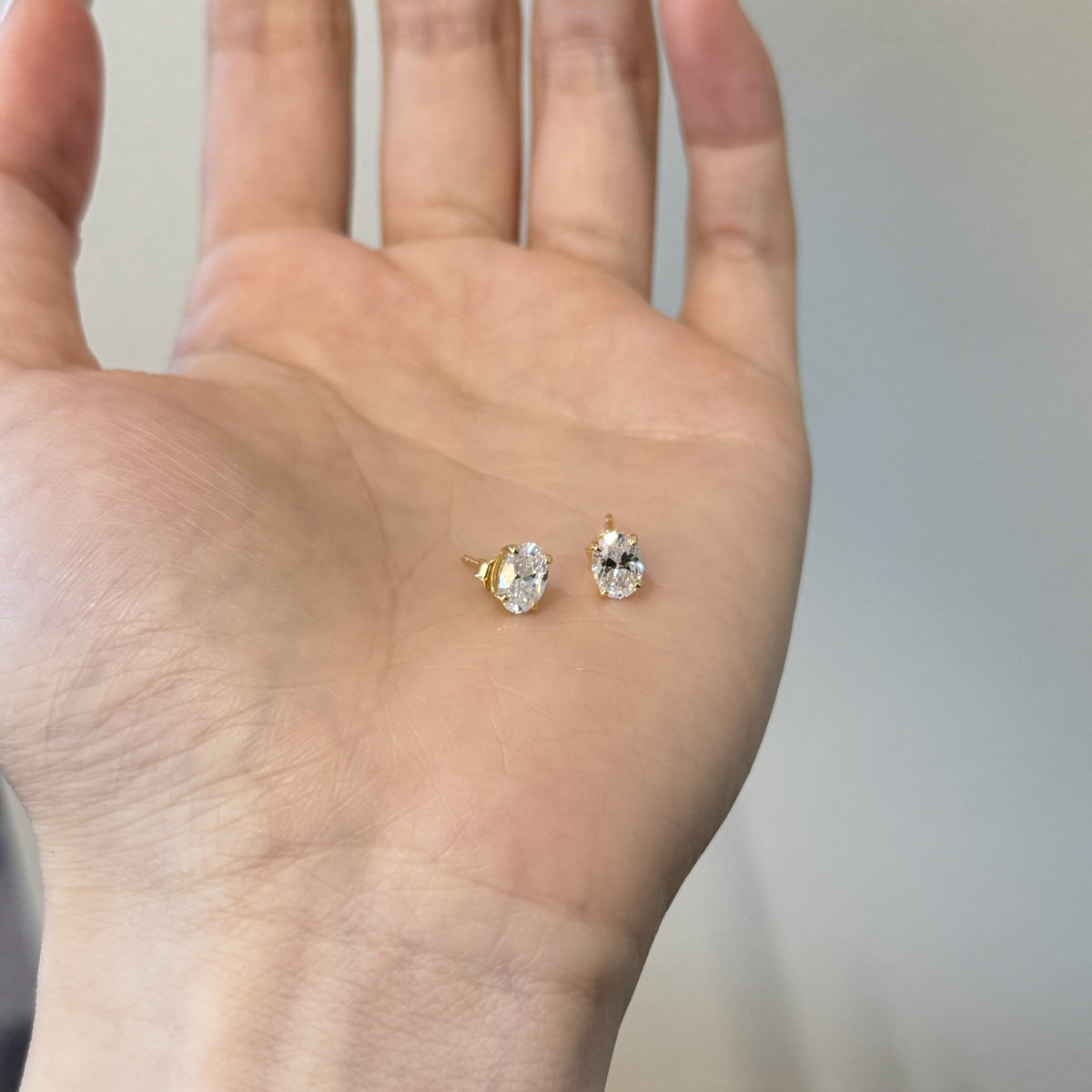 ‘LINA’ EARRINGS GOLD