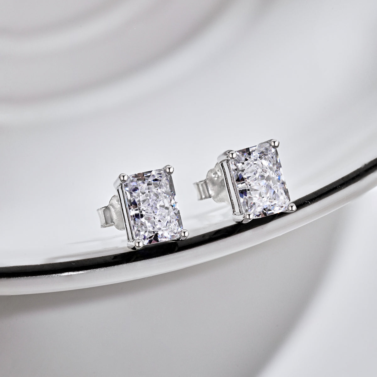 ‘KENDALL’ EARRINGS SILVER