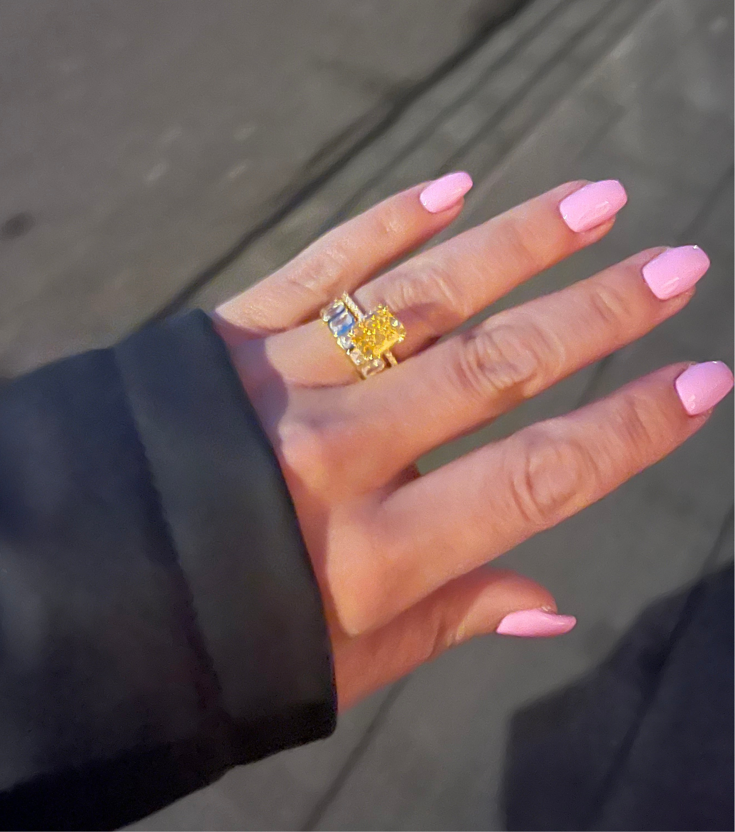 ‘SOLUNA’ RING GOLD