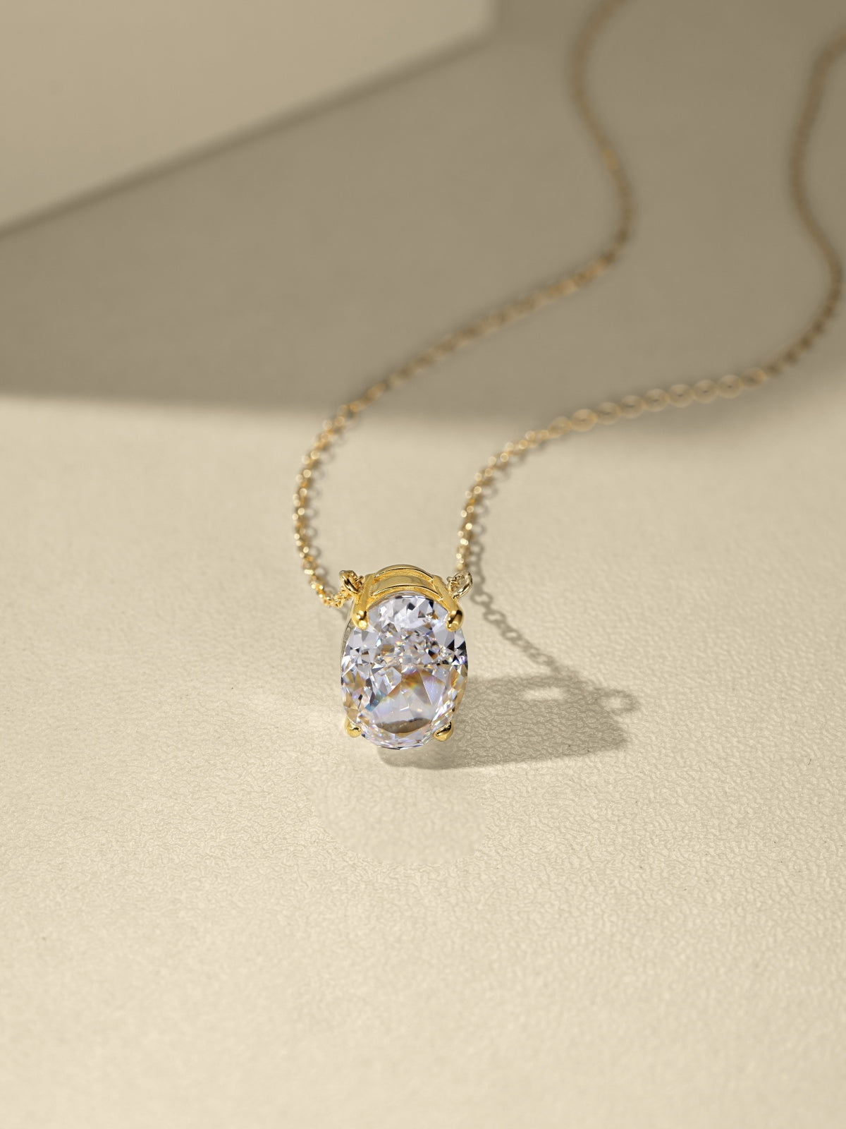 ‘LINA’ NECKLACE GOLD