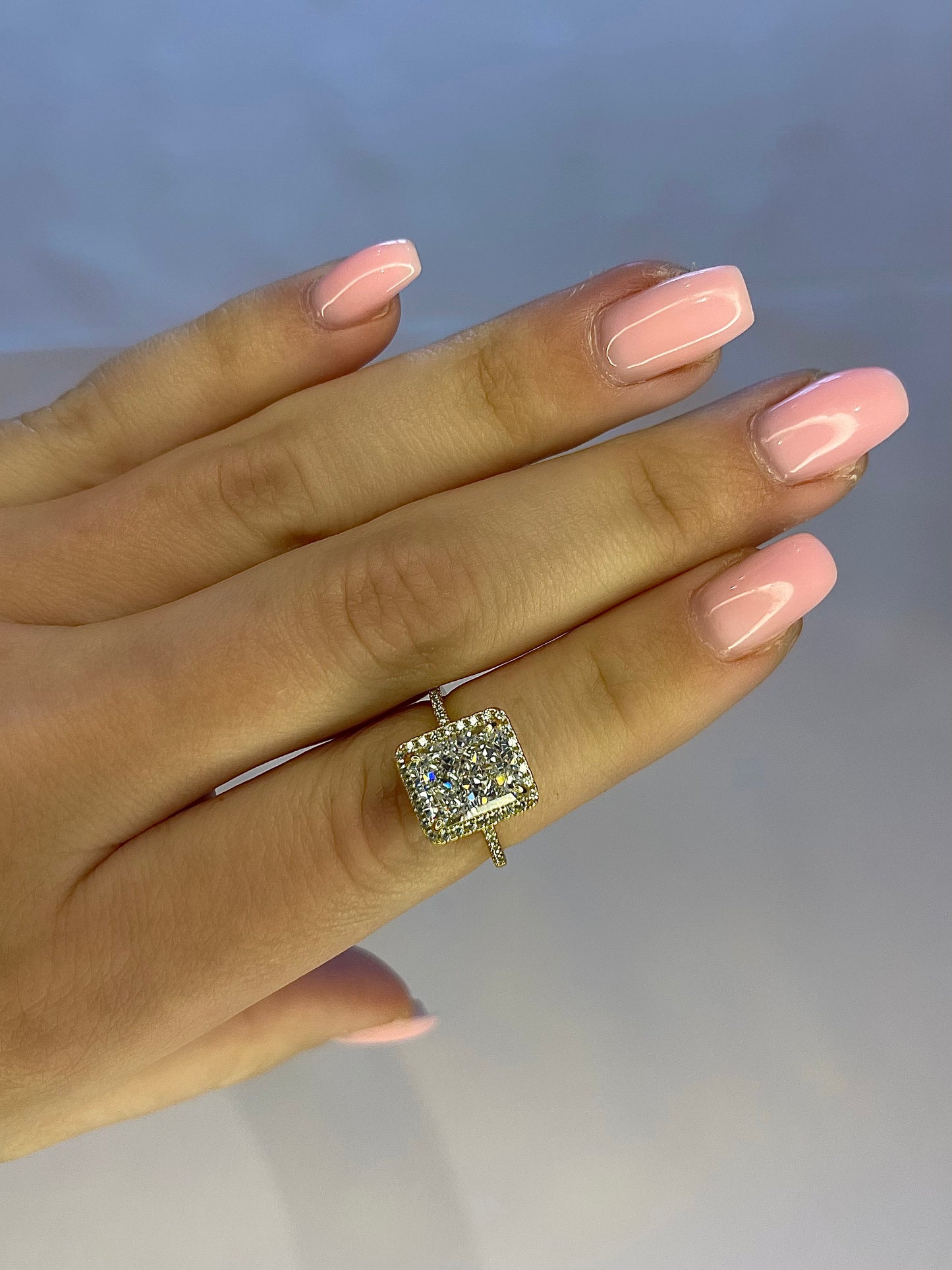 ‘AMARA’ RING GOLD