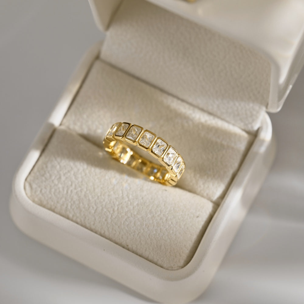 ‘EVA’ RING GOLD