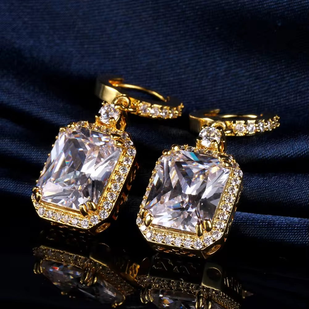 ‘NAHLA’ EARRINGS GOLD