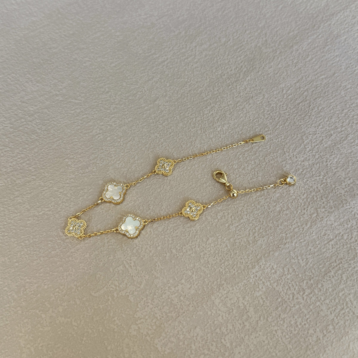 ‘CLOVER’ BRACELET GOLD