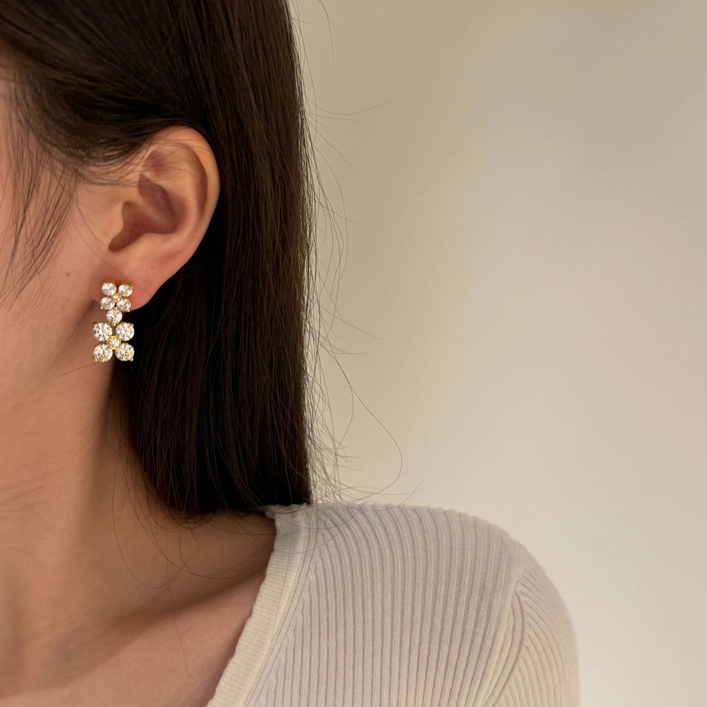 ‘FLOWER’ EARRINGS
