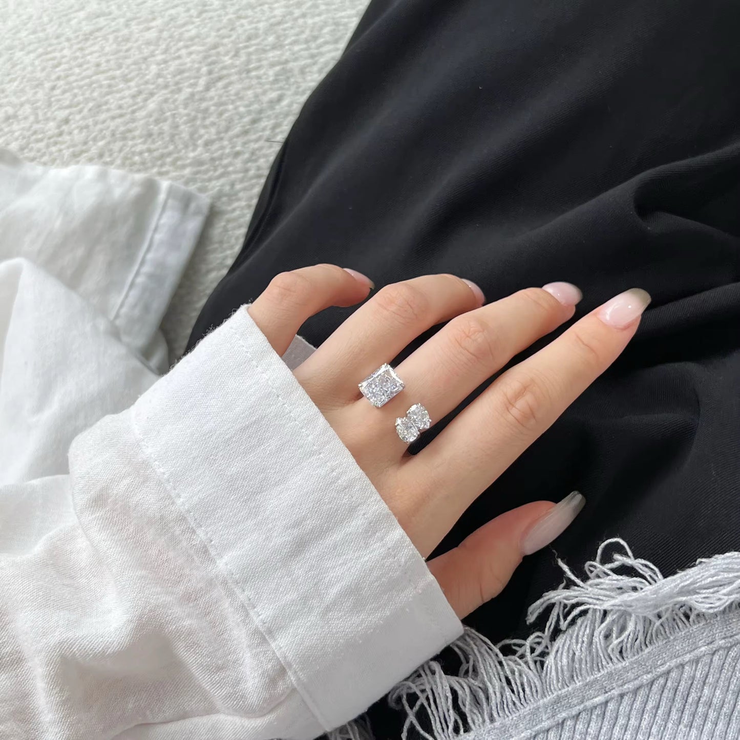 ‘AMORE’ RING GOLD
