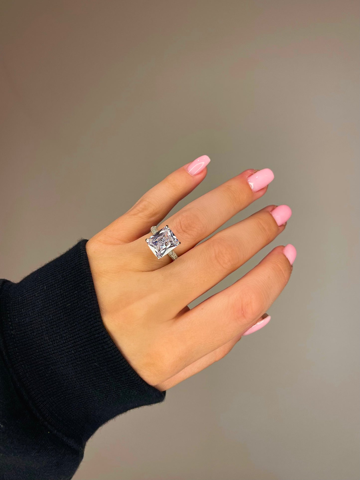 'VENUS' RING SILVER