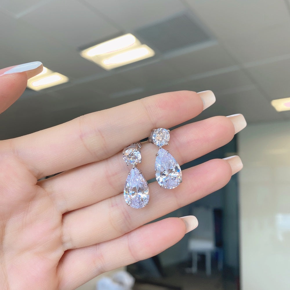 ‘NOEMI’ EARRINGS SILVER