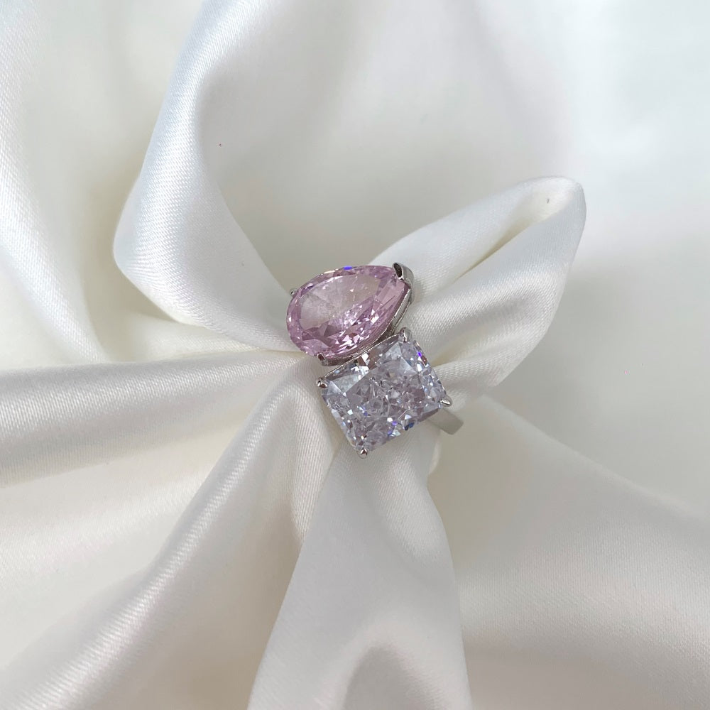 ‘TWILA’ RING BABY PINK