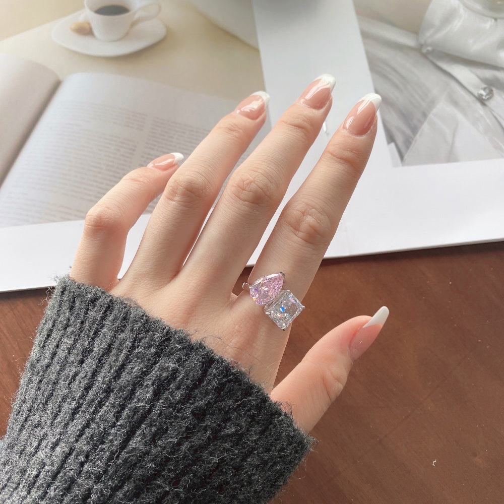 ‘TWILA’ RING BABY PINK
