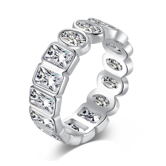 ‘EVARI’ RING SILVER