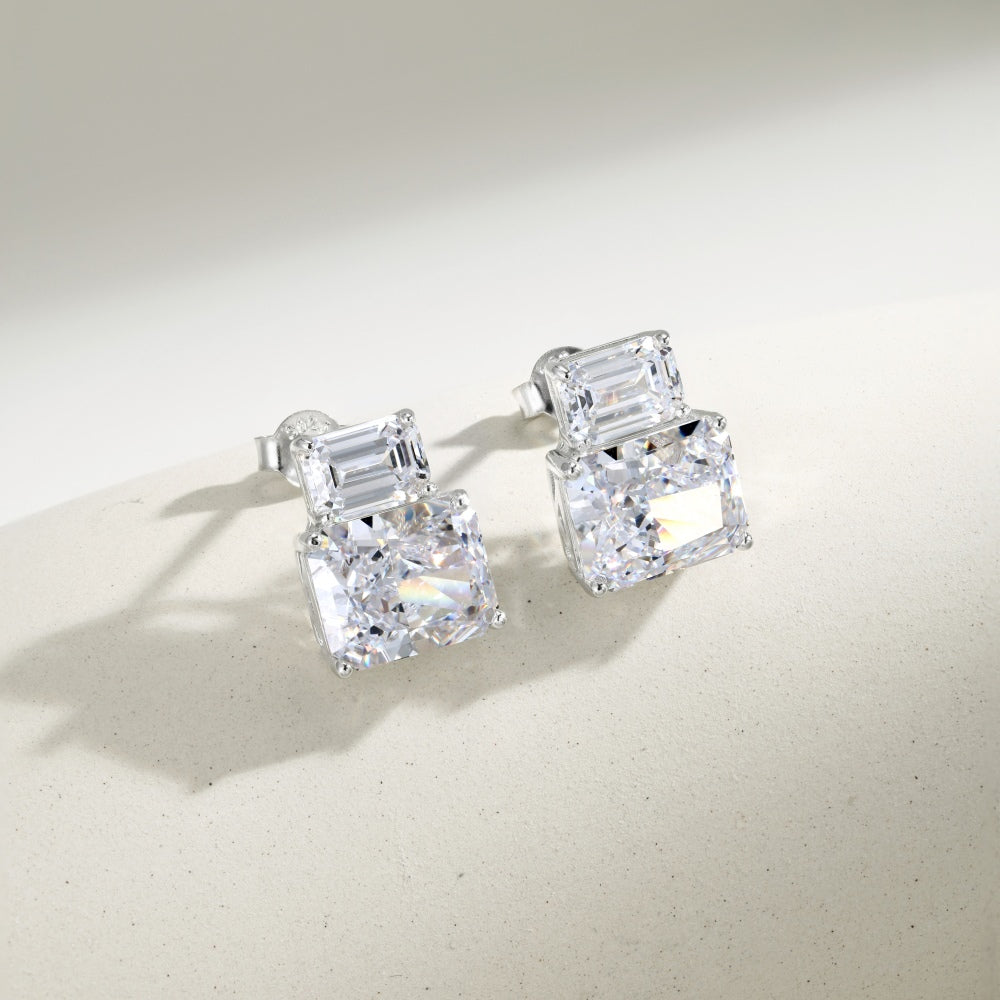 ‘ELARA’ EARRINGS SILVER